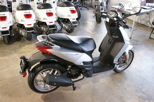 2009 APRILIA SPORTCITY 50 Bolingbrook IL Photo #0057074K