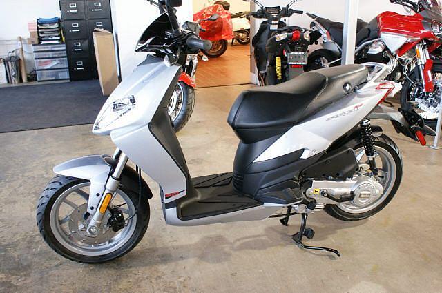 2009 APRILIA SPORTCITY 50 Bolingbrook IL Photo #0057074K