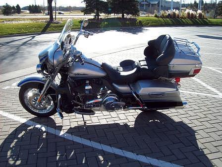 2009 Harley-Davidson FLHTCUSE4 CVO Ultra Class Eden Prairie MN Photo #0057189D