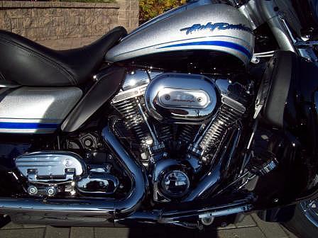 2009 Harley-Davidson FLHTCUSE4 CVO Ultra Class Eden Prairie MN Photo #0057189D