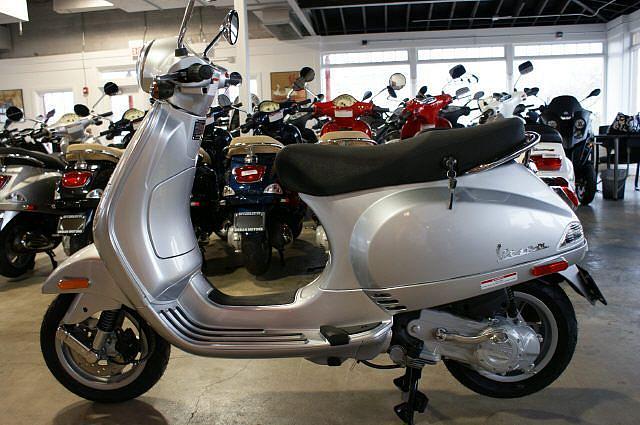 2009 VESPA LX 50 Bolingbrook IL Photo #0057618F