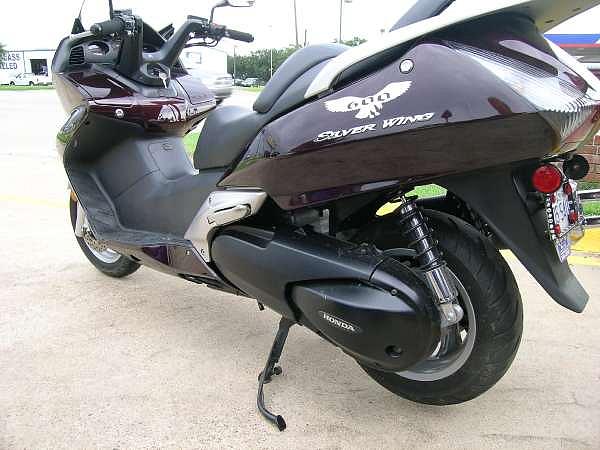 2004 Honda FSC600 Silver Wing Beaumont TX Photo #0057868G