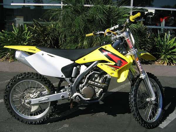 2004 Suzuki RMZ250 RMZ 250 Ontario CA Photo #0057948A