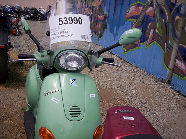 2002 VESPA ET-4 Long Beach CA Photo #0059791A