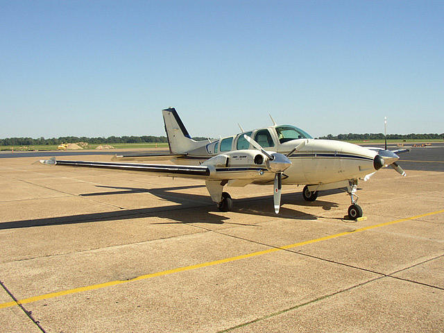 1976 BEECHCRAFT BARON 58 College Statio TX Photo #0062219A