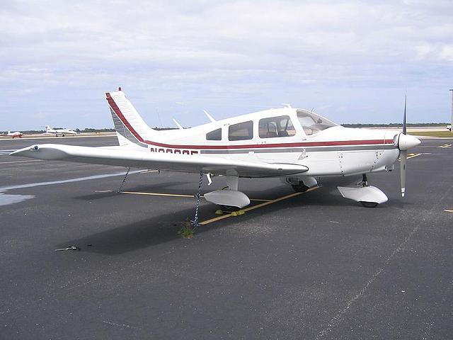 1977 PIPER Warrior PORT STAINT LU FL Photo #0062369A