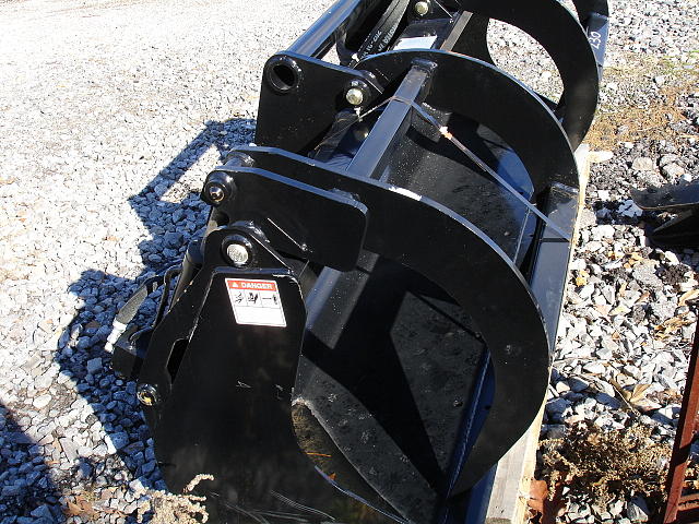 BOBCAT Grapple Bucket Allons TN 38541 Photo #0064119A