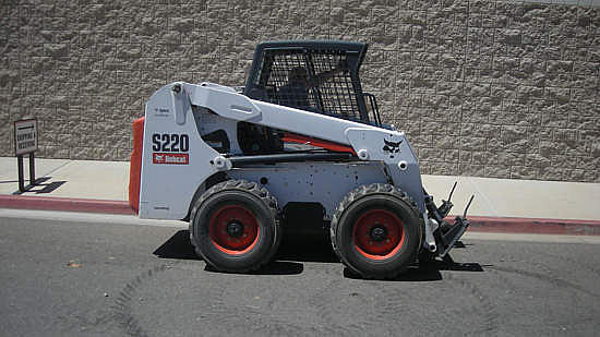 BOBCAT S220 Mesa AZ 85210 Photo #0064147A