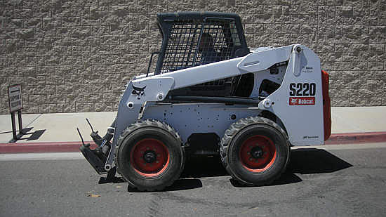 BOBCAT S220 Mesa AZ 85210 Photo #0064147A