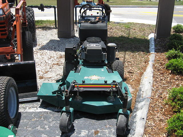 BUNTON MOWERS HYDRO 36" WALK Maitland FL 32751 Photo #0064220A