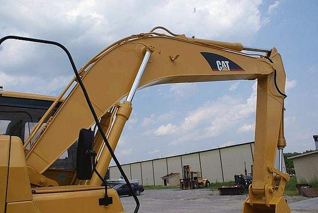 CATERPILLAR 320BL Sutherlin VA 24594 Photo #0064346A