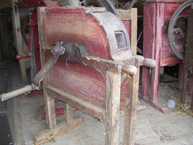 EAGLE corn sheller Lapeer MI 48446 Photo #0064648A