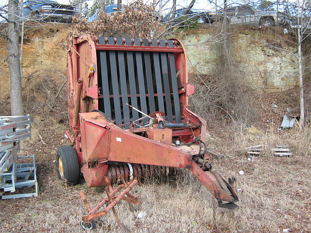 INTERNATIONAL round baler Jasper AL 35504 Photo #0065063A