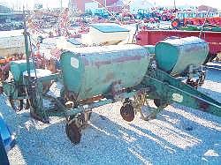 JOHN DEERE Corn Planter Flemingsburg KY 41041 Photo #0065212A