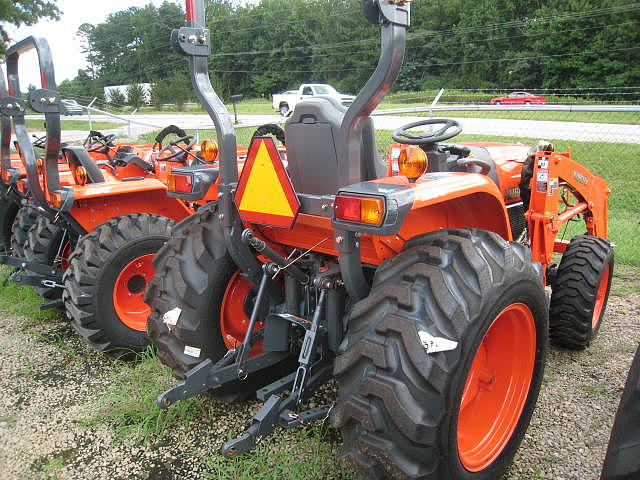 KUBOTA L3240 HST Carrollton GA 30117 Photo #0065344A