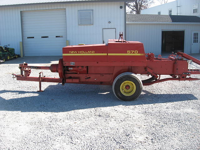 1990 NEW HOLLAND 570 Mt Sterling KY 40353 Photo #0065683A