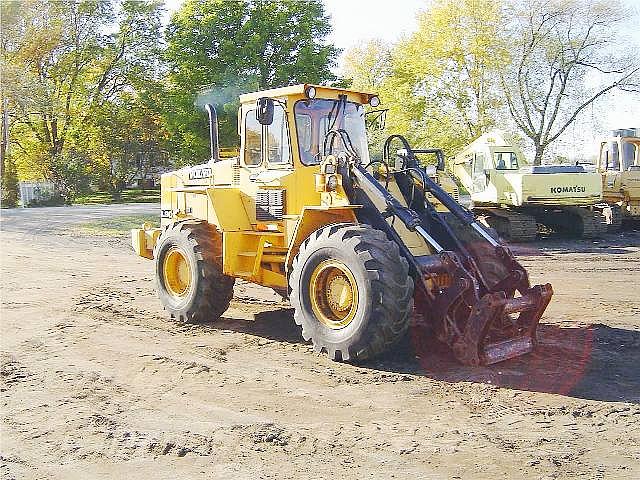 1990 VOLVO L90 Holland MI 49423 Photo #0065697A