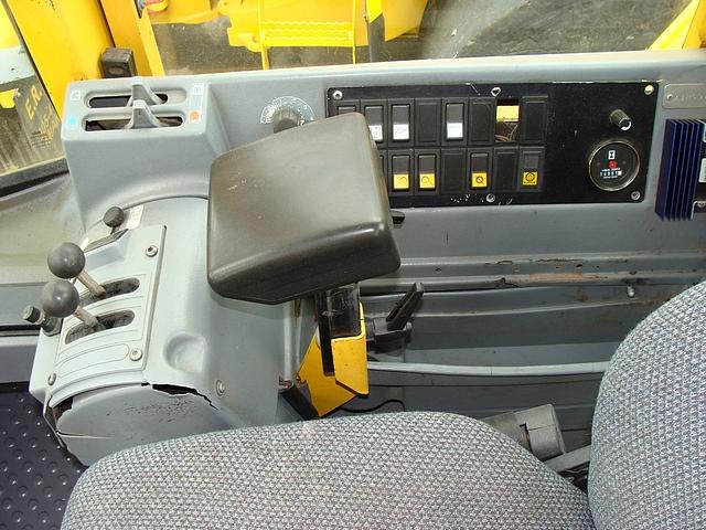 1994 VOLVO L150 Miami FL 33178 Photo #0066149A