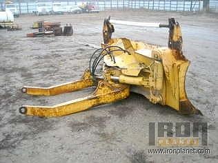 1 CASE 6-WAY DOZER BLA Princeton MN 94588 Photo #0066378A