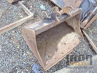 1 CWS 36" BACKHOE BUC Central Point OR 94588 Photo #0066433A