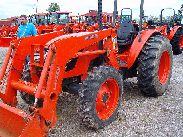 KUBOTA M7040 Flemingsburg KY 41041 Photo #0067376A