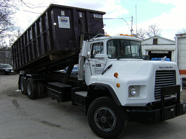 1998 MACK DM690S Williamsburg VA 23188 Photo #0069042A