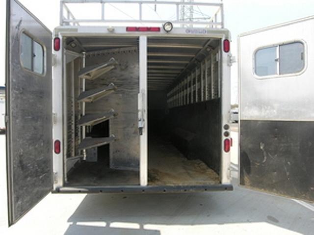 1999 BARRETT TRAILER 8 HORSE LQ Concord NC 28027 Photo #0069164A