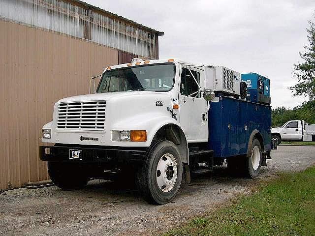 1999 INTERNATIONAL 4900 Bardstown KY 40004 Photo #0069400A