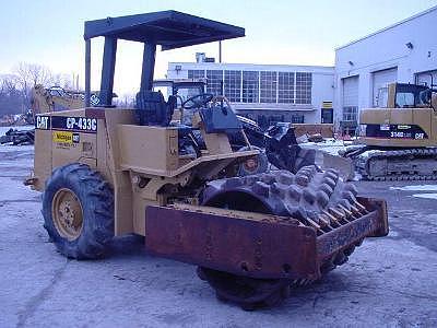 2001 CATERPILLAR CP-433C Novi MI 48375 Photo #0070263A