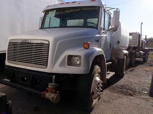 2001 FREIGHTLINER FL70 West Jordan UT 84081 Photo #0070343A