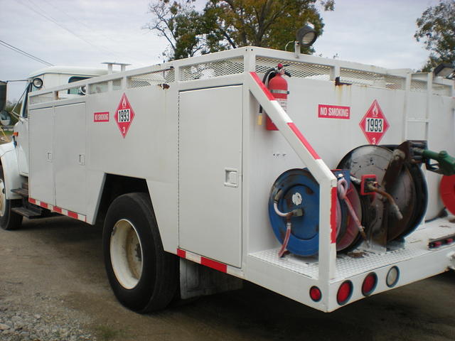 2002 INTERNATIONAL 4700 Williamsburg VA 23188 Photo #0070739A