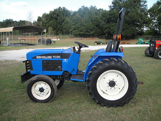 2003 NEW HOLLAND TC 30 Center Hill FL 33514 Photo #0071283A