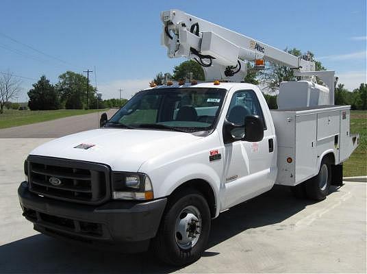 2004 Ford F350 Bryan TX 77803 Photo #0071683A