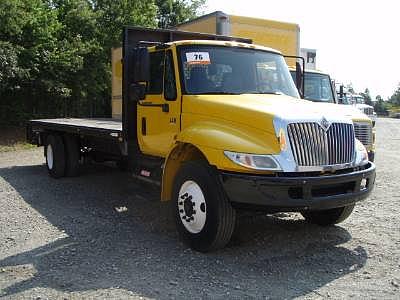 2004 INTERNATIONAL 4300 Flatbed Fishersville KY 40023 Photo #0071769A