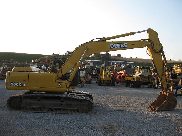 2004 JOHN DEERE 200C LC Uniontown PA 15401 Photo #0071827A