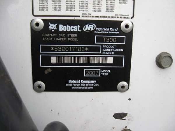 2008 Bobcat T300 Maspeth NY 11378 Photo #0073146A