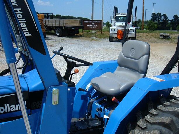 2005 NEW HOLLAND TC30 Florence AL 35634 Photo #0073968A