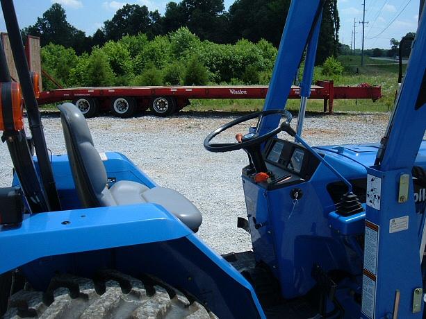 2005 NEW HOLLAND TC30 Florence AL 35634 Photo #0073968A