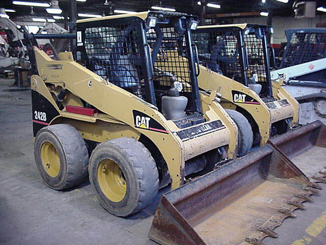 2006 CATERPILLAR 242B West Chicago IL 60185 Photo #0074372A