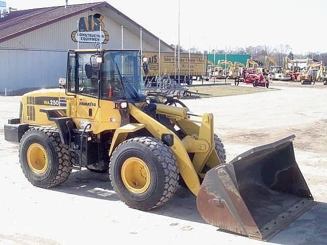 2006 KOMATSU WA250-5 Lansing MI 48906 Photo #0075135B