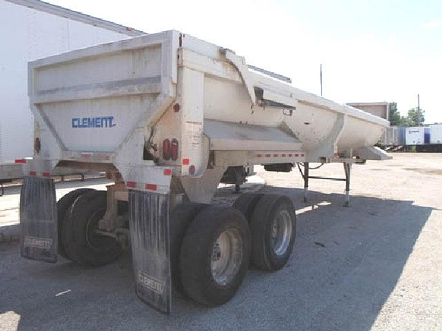 2007 CLEMENT 32' Steel Half Kansas City MO 84081 Photo #0075847E