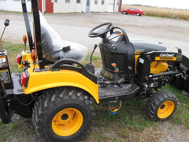 2009 CUB CADET YANMA SC2450 Ottawa Lake MI 49267 Photo #0078978A