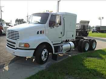 2003 Freightliner Columbia Davenport IA 52806 Photo #0079325A