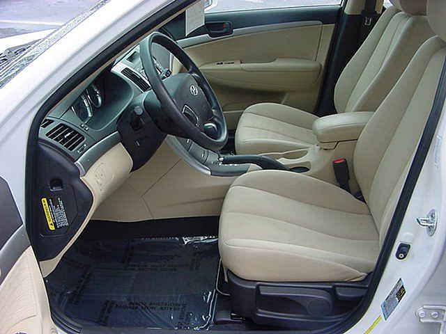 2009 Hyundai Sonata Wadsworth OH 44281 Photo #0079678A