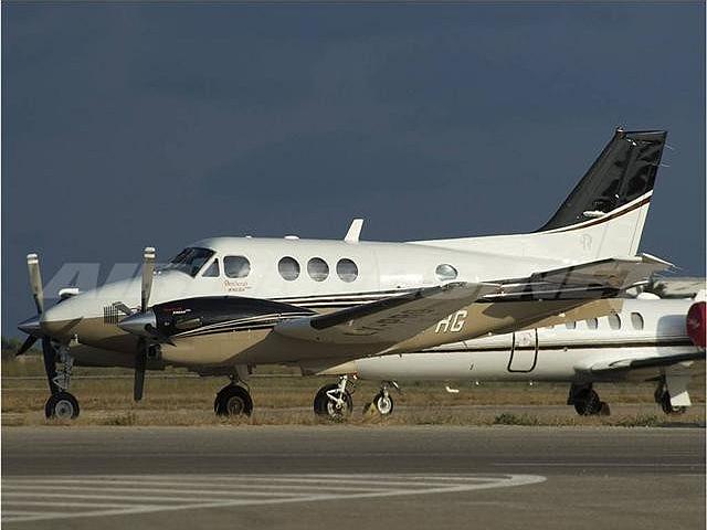 1998 KING AIR C90B MC-98000 MONACO Photo #0080047A