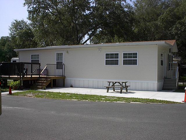 2008 Chariot Park Home Lake Panasoffkee Fl 33538 Photo #0080064C