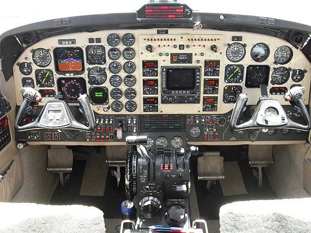 1999 KING AIR B200 Georgetown TX 78628-2322 Photo #0080409A