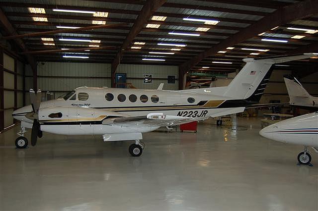 1985 KING AIR 300 Georgetown TX 78628-2322 Photo #0080411A