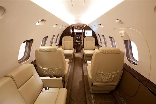 1990 HAWKER 800A 556 Silicon Drive Suite 103 Photo #0080509A