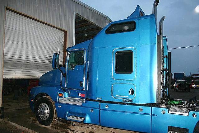 2005 KENWORTH T600E Gulfport Mississippi Photo #0080623A